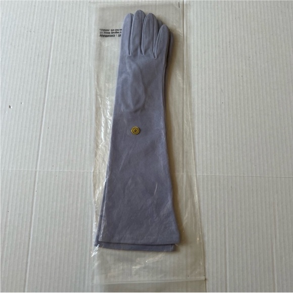 PORTOLANO Sz 8 Soft 100% Suede Leather Silk Lining Long Lilac Gray Gloves ๐ - Picture 3 of 8